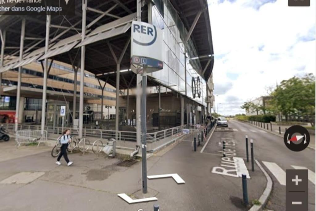 Studio Cergy 5 Min De La Gare Eksteriør billede